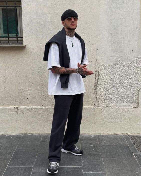 鞋”潮流的选择这些搭配是很好的模板新利体育luck18“西裤+运动(图3)