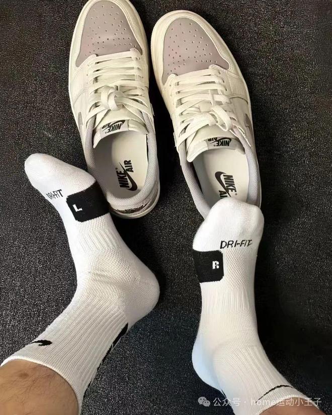 生化武器”：臭脚与臭鞋的秘密联盟新利体育luck18体育生的 “(图11)